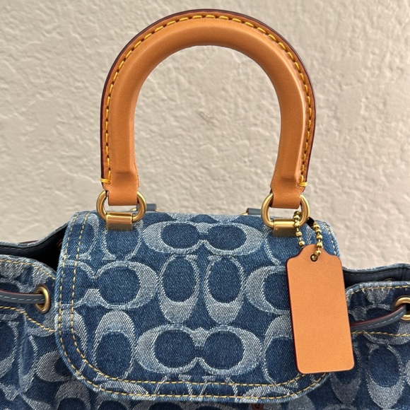 COACH Riya Backpack 21 In Signature Denim - Picture 4 of 10